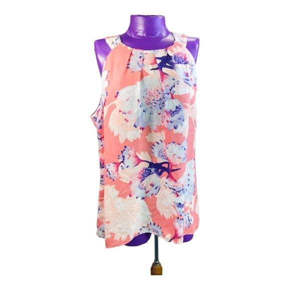 Violet & Claire Tops - Violet + Claire pink floral halter tank blouse XL